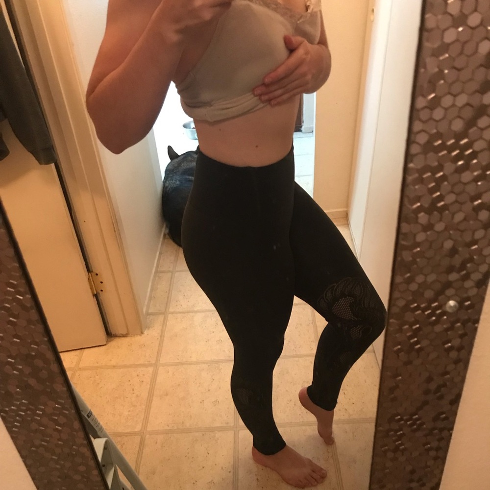 Lululemon High waisted olive green reveal leggings